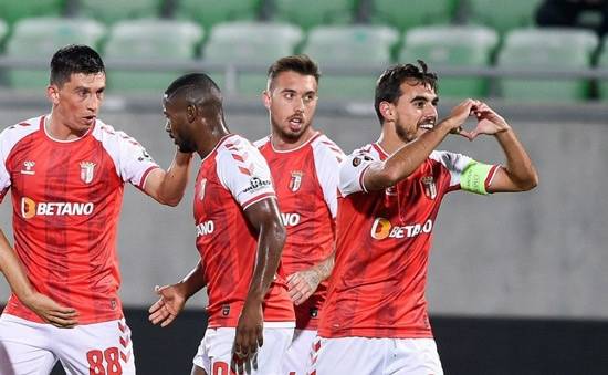 包含今夜突围战来临，纽卡斯尔围绕葡超完成体检，管理层满意，年轻球员得到机会的词条-开云